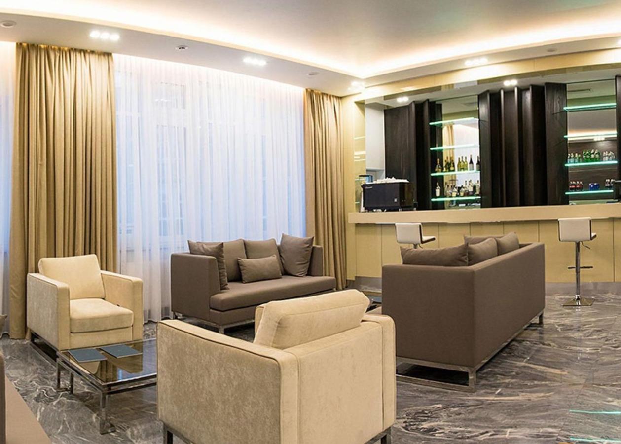 Luxury For Business & Pleasure Royal 2 Appartement Kiev Buitenkant foto
