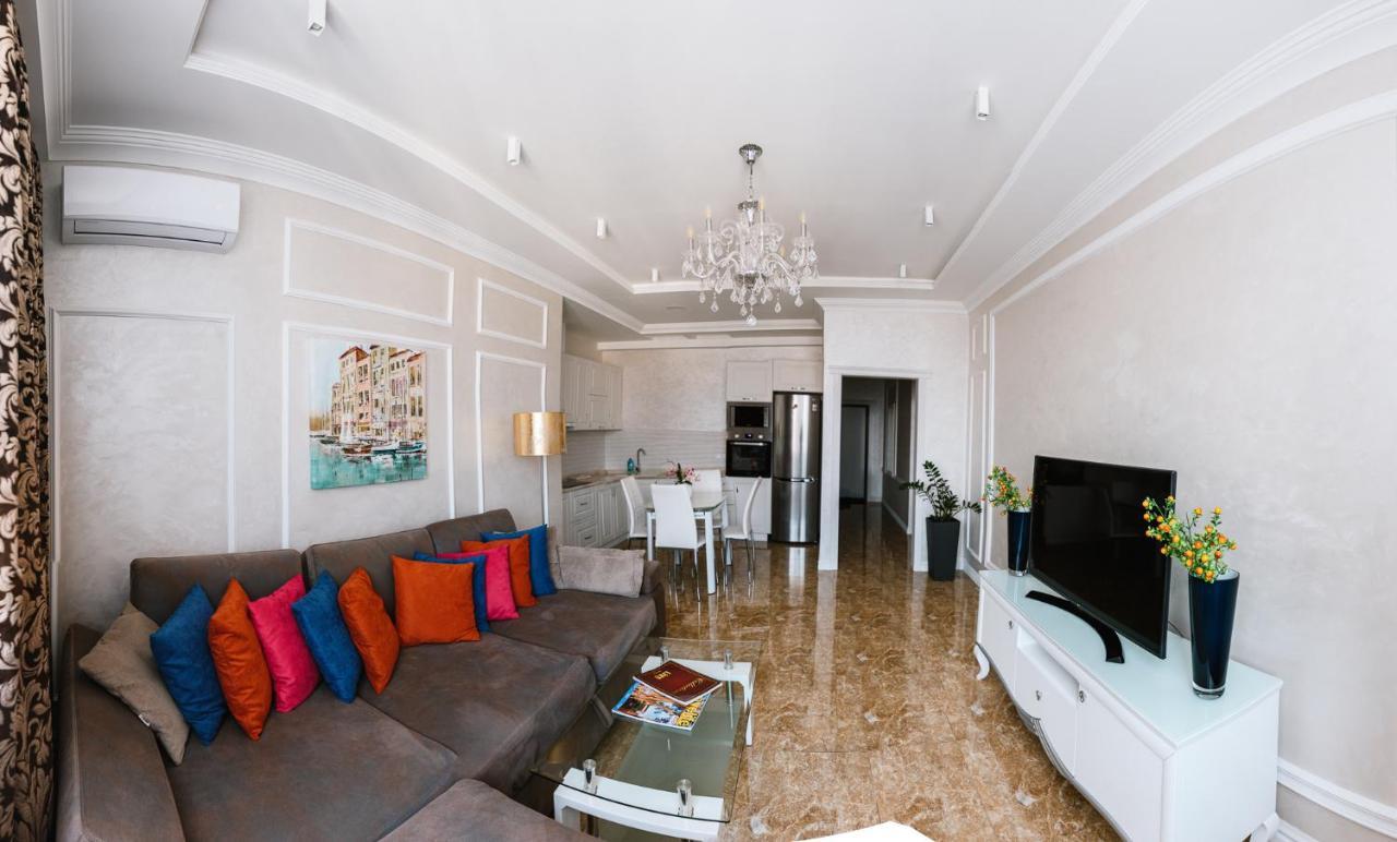 Luxury For Business & Pleasure Royal 2 Appartement Kiev Buitenkant foto